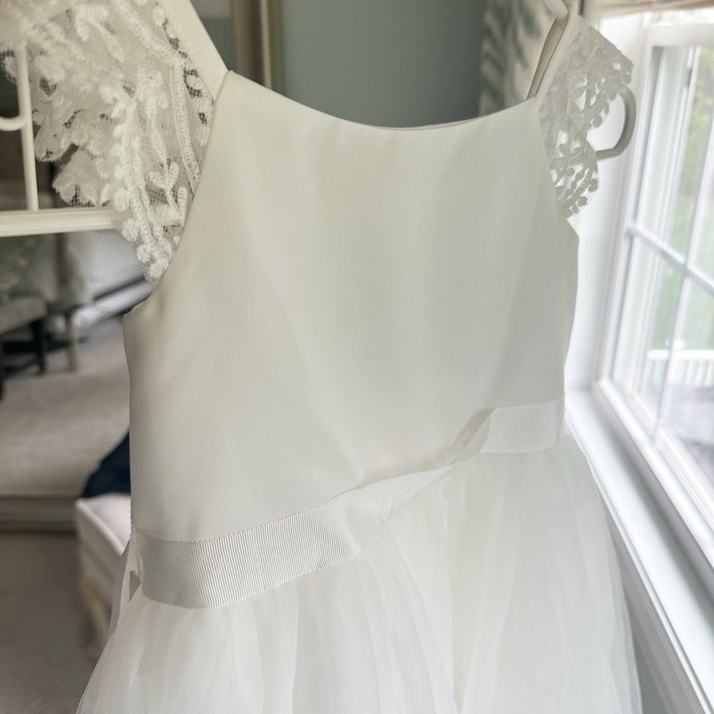 DAVID'S BRIDAL crochet flower girl dress- does NOT include basket or wreath - Picture 2 of 6